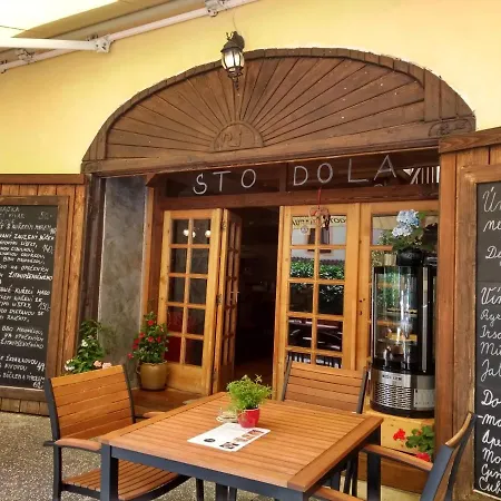 Apartmán Stodola-soukromý Pro Dva S Venkovní Vířivkou *